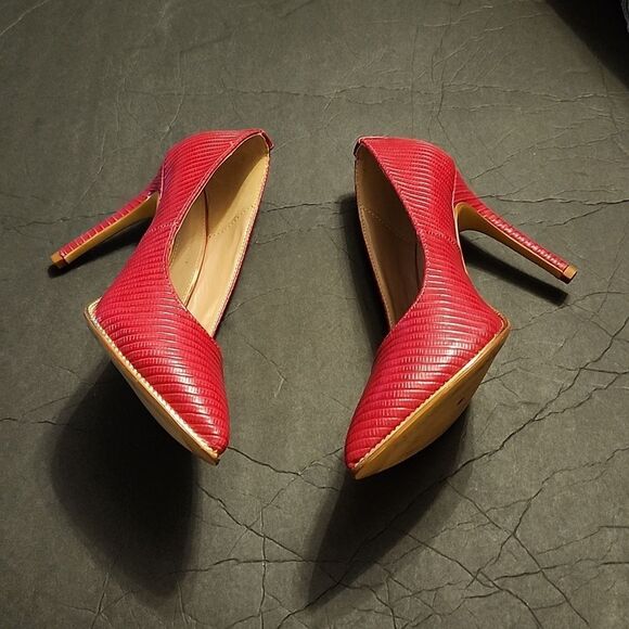 BCBGGENERATION  HALLIX POINTY-TOE STILETTO PUMPS - Picture 15 of 16